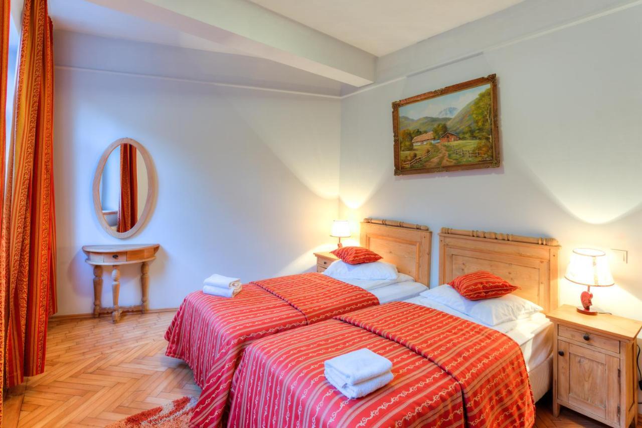 House Of Dragons Apartments Sighisoara Ngoại thất bức ảnh