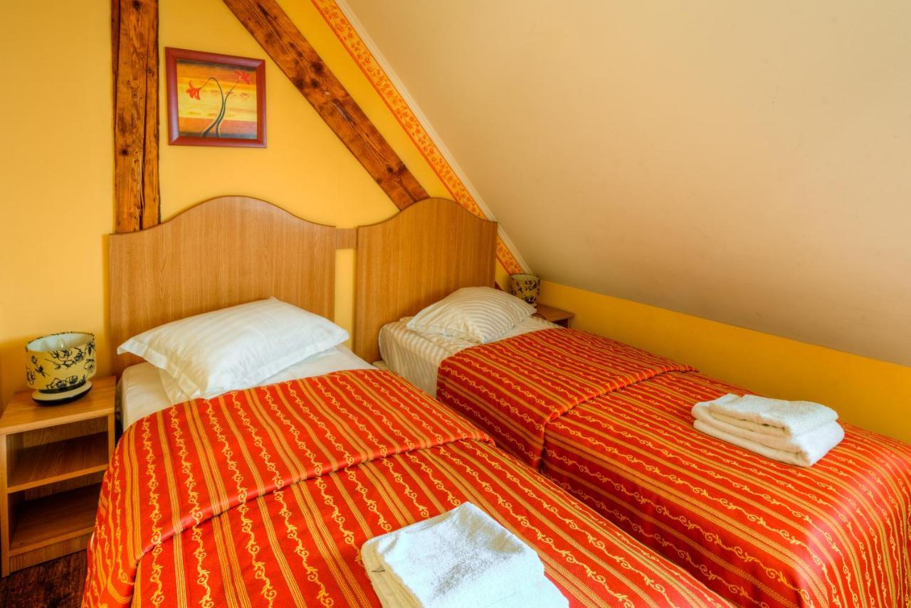 House Of Dragons Apartments Sighisoara Ngoại thất bức ảnh