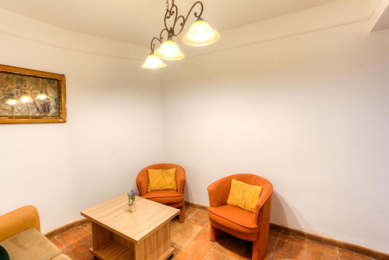 House Of Dragons Apartments Sighisoara Ngoại thất bức ảnh